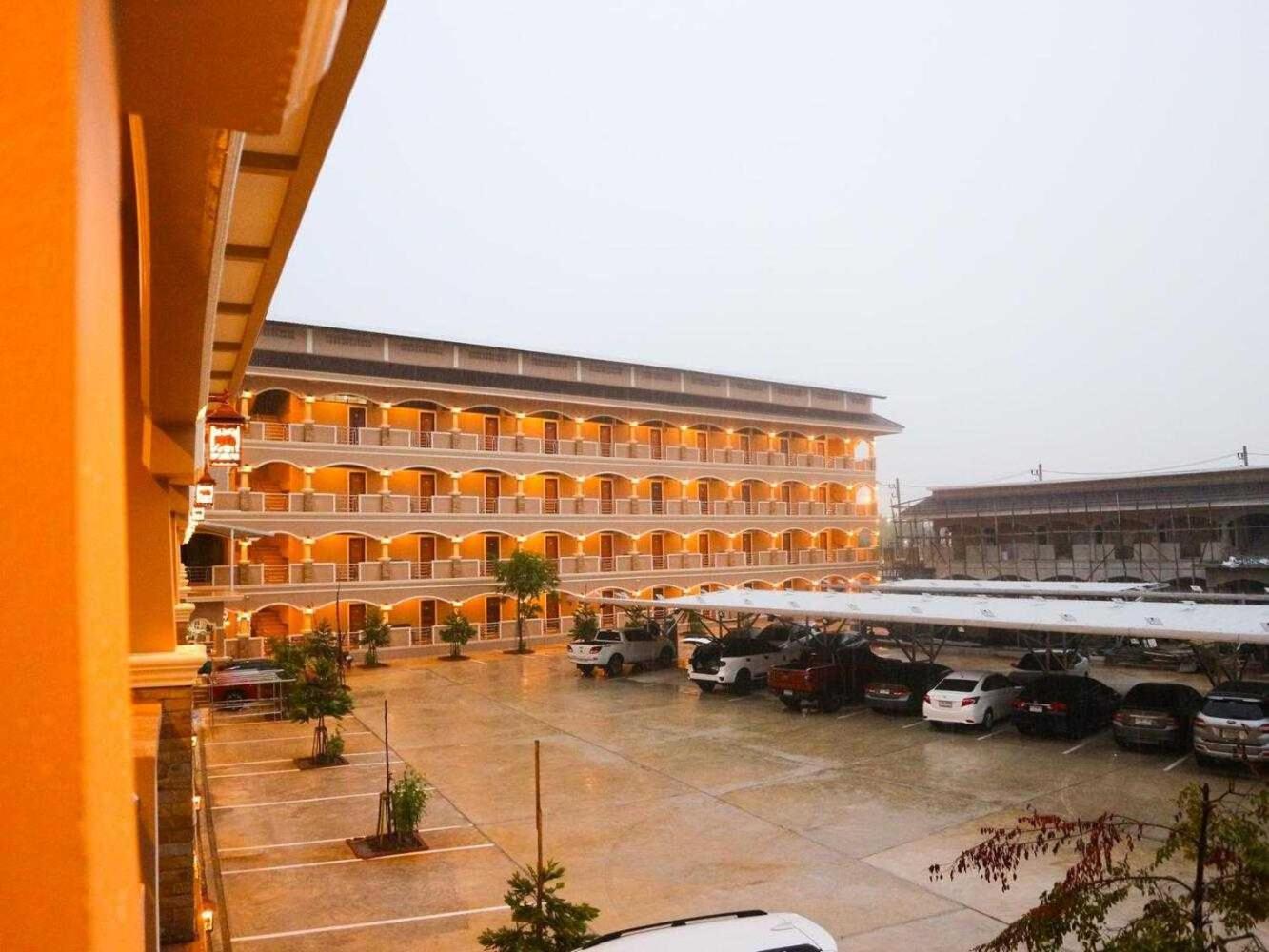 Capital O 75521 Sang Siri Apartment Samut Songkhram Экстерьер фото